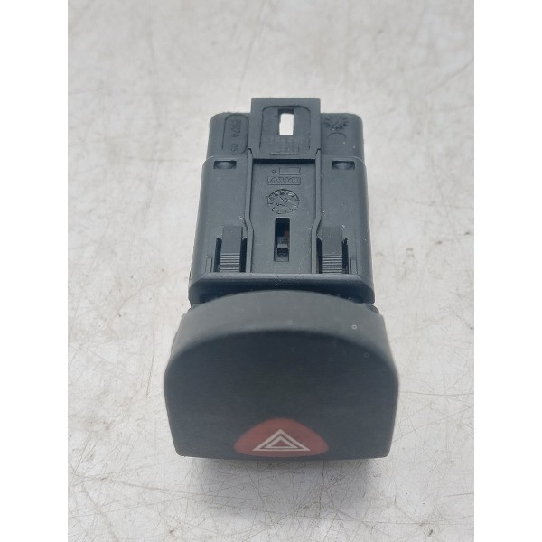 Interruptor Botao Piscalerta Renault Kangoo 7700308821