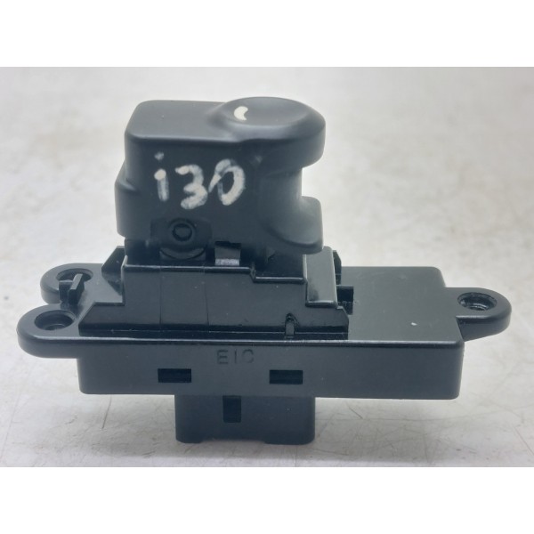 Botão Vidro Elétrico Diant. Direito I30 10/12 3745211000