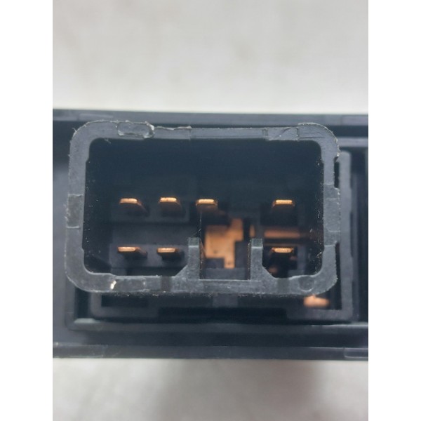 Botão Vidro Elétrico Diant. Direito I30 10/12 3745211000