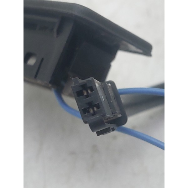 Sensor Botão Abertura Tampa Traseira Gm Spin 52027044