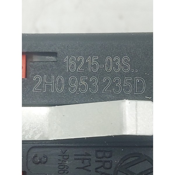 Botão Pisca Alerta Vw Amarok V6 2016