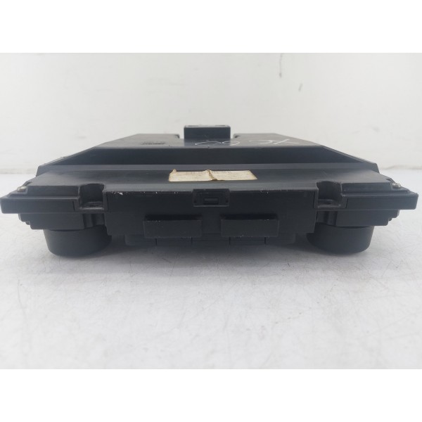 Painel Comando Central Ar Radio Volvo Xc60 2009 2010 A 2013