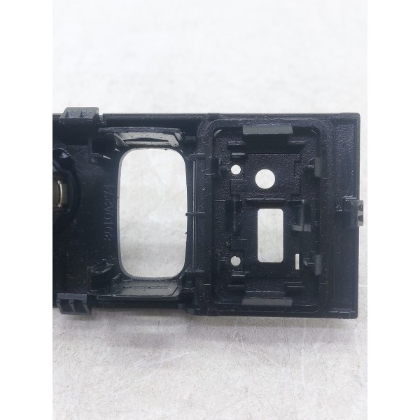 Moldura Botão Ar Traseiro Usb Acendedor Triton Pajero Peça