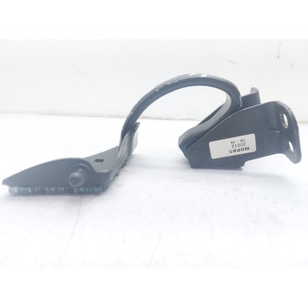 Dobradiça Direita Vigia Capô Traseiro Fiat Mobi 2017 Peça