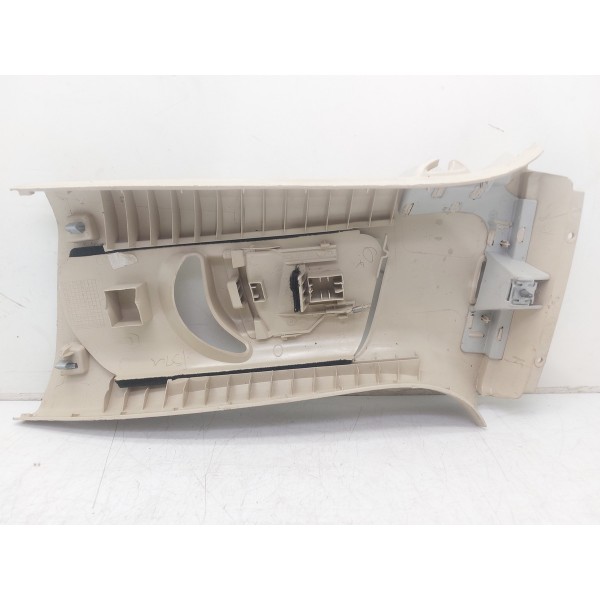 Painel Acabamento Coluna Cinto Direito Jetta Tsi 2014 2.0