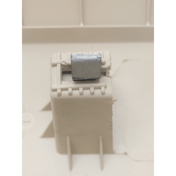 Painel Moldura Coluna Para-brisa Lado Direito Jetta