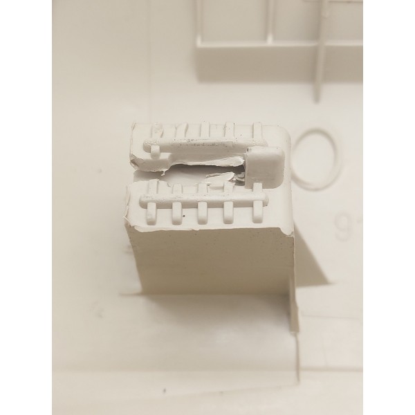 Painel Moldura Coluna Para-brisa Lado Direito Jetta