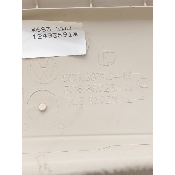 Painel Moldura Coluna Para-brisa Lado Direito Jetta