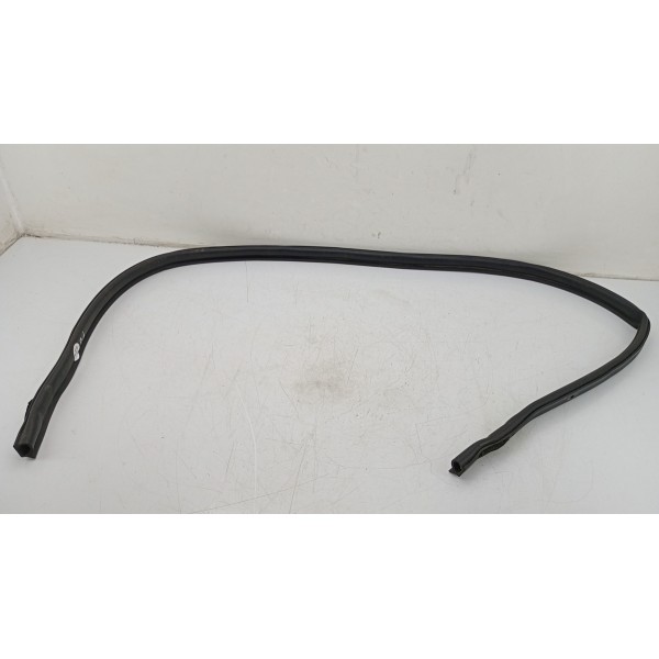 Borracha Com Pinos P/capô Mitsubishi Pajero Full