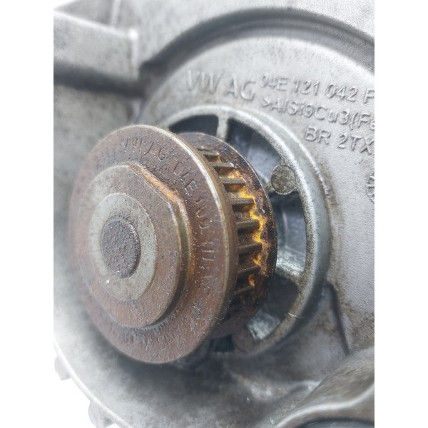 Bomba Dágua Válvula Termostática Vw Golf 1.4 14/16 04e121042