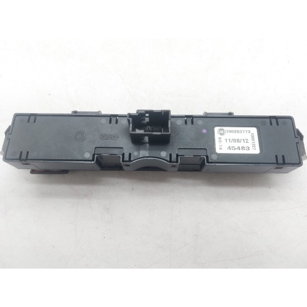 Botão Pisca Alerta Milha Palio Fiat Idea 2012 2013 14 A 2015