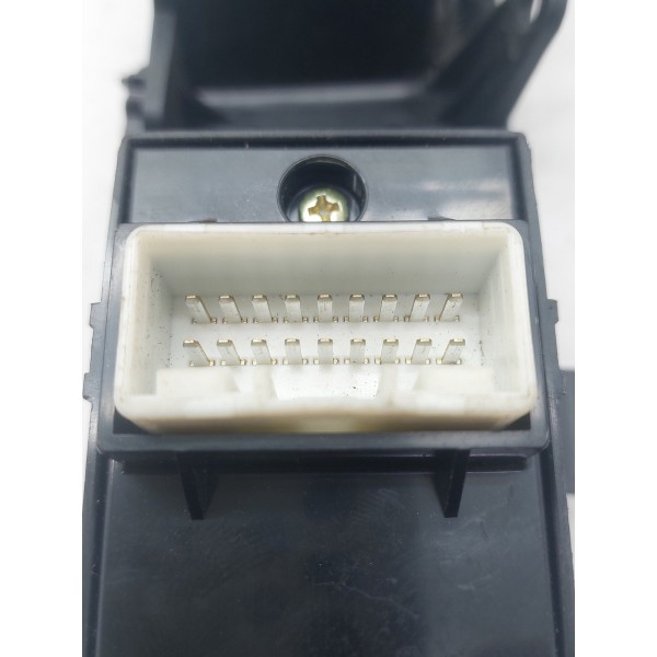 Moldura Com Botao Vidro Eletrico Hyundai Hb20 2014 A 2019