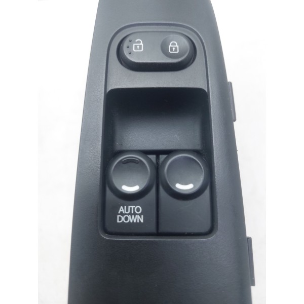 Moldura Com Botao Vidro Eletrico Hyundai Hb20 2014 A 2019