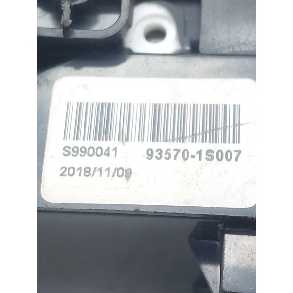 Moldura Com Botao Vidro Eletrico Hyundai Hb20 2014 A 2019