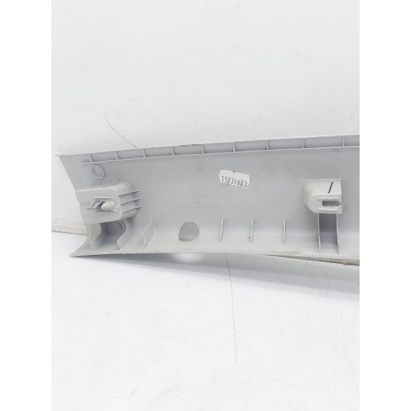 Acabamento Coluna Direita Vw Amarok V6 2011 A 2020