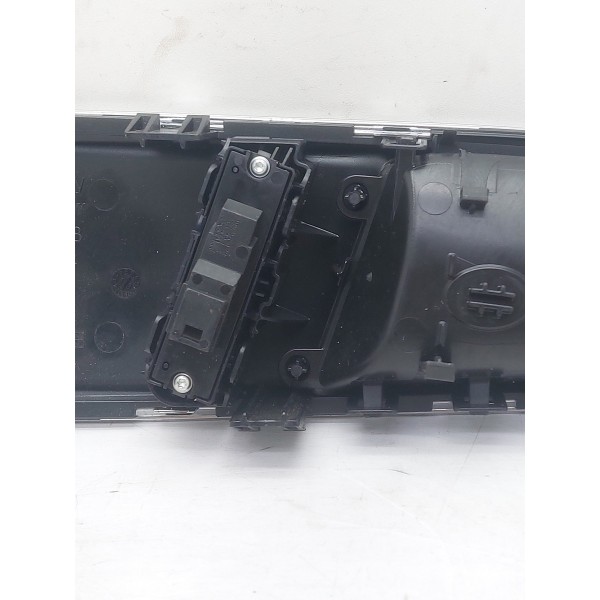 Maçaneta Interna Dianteira Esquerda B200 2013 A2467201148