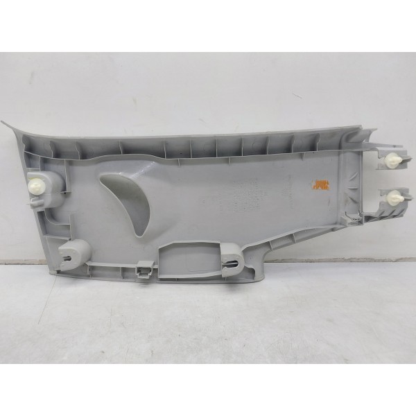 Acabamento Coluna Cinto Direita Vw Amarok V6 2018 A 2023