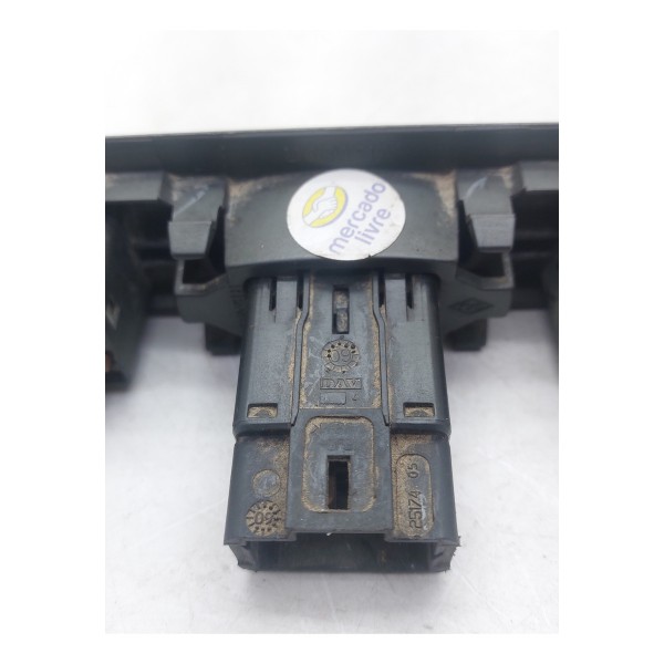 Moldura C/botão Pisca Renault Symbol 2012 8200700734