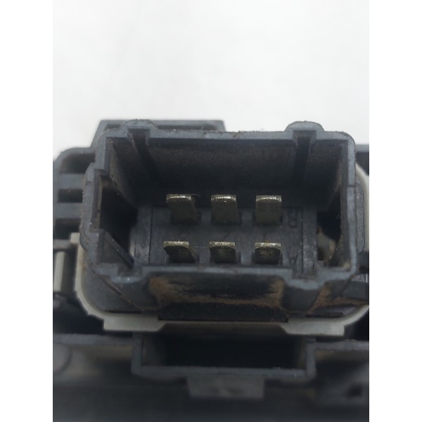 Moldura C/botão Pisca Renault Symbol 2012 8200700734