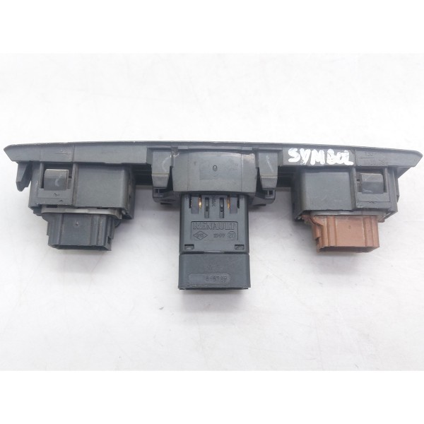 Moldura C/botão Pisca Renault Symbol 2012 8200700734