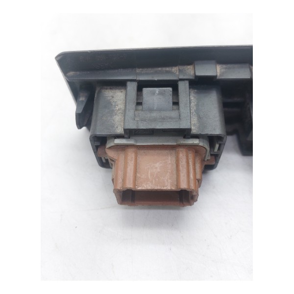 Moldura C/botão Pisca Renault Symbol 2012 8200700734