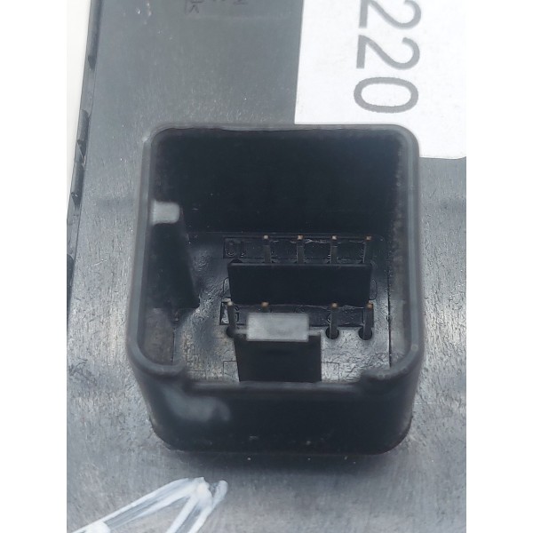 Botão Comando Vidro Diant Esq Amarok V6 2015