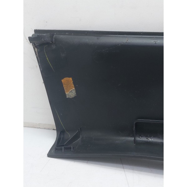 Moldura Coluna Esq Amarok V6 2019 A 2022