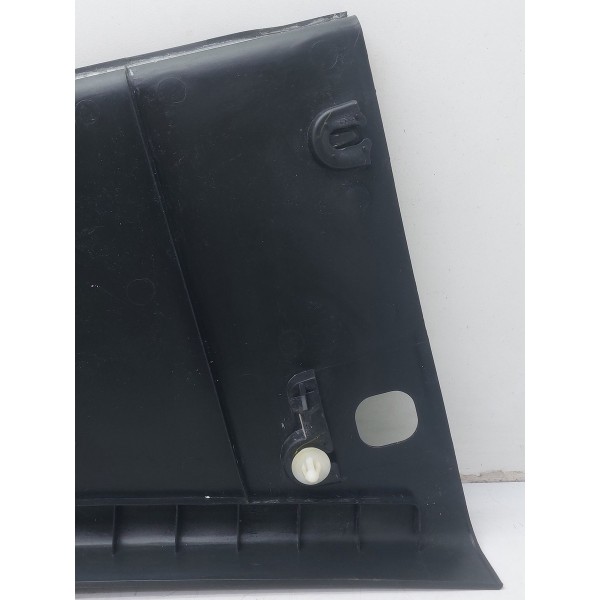 Moldura Coluna Esq Amarok V6 2019 A 2022