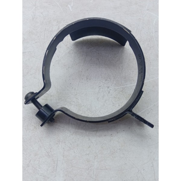 Suporte Reservatório Óleo Hidráulico Amarok V6 2012 A 2022