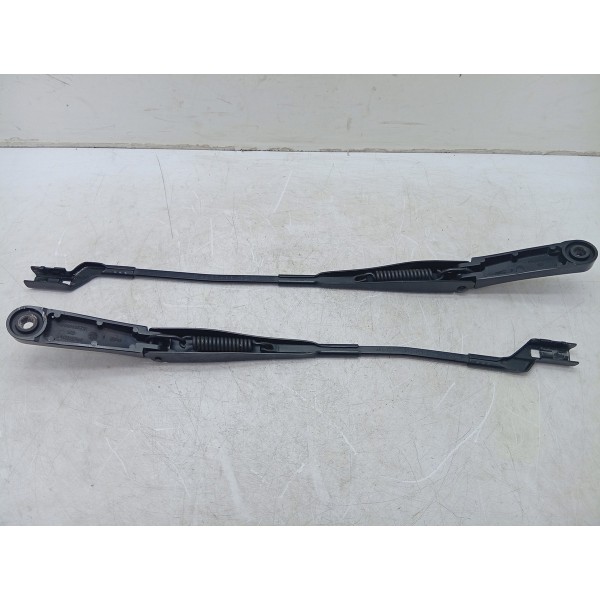 Par De Braço Limpador Parabrisa Amarok V6 2019 A 2021