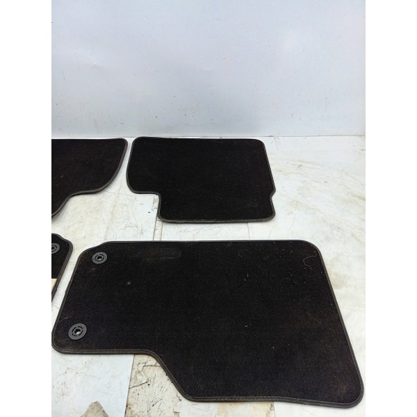 Kit Tapete/carpete Borracha Preto Amarok V6 13/23