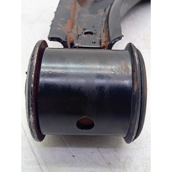 Bandeja/balança Suspensãodir\esq Amarok V6 2011 A 2015