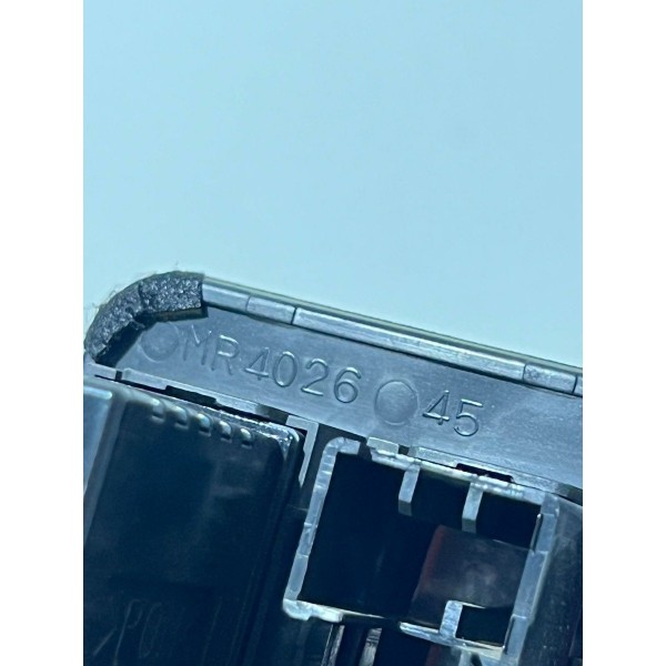 Botao Farol Milha Pajero Full 2001 2002 2003 2004 05 A 2007