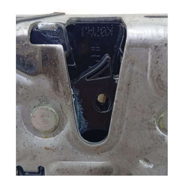 Fechadura Traseira Esquerda Amarok V6 2017 A 2021