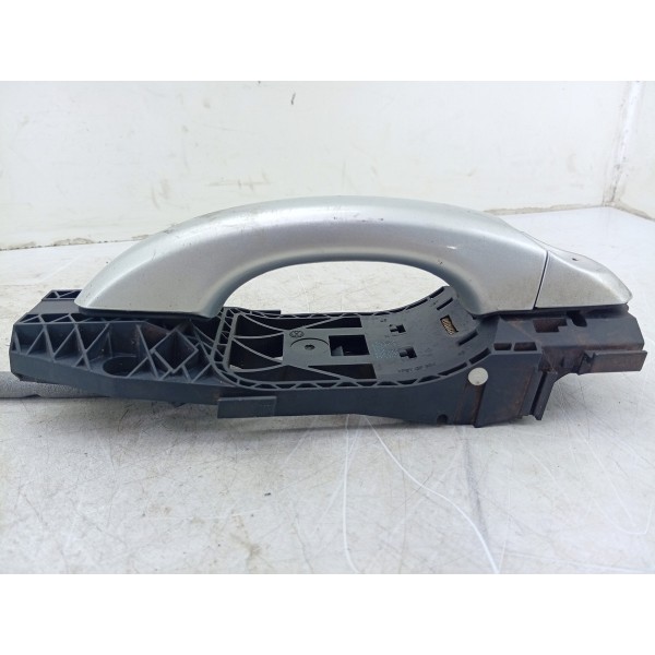 Maçaneta Exter Traseira Esquerda Amarok V6 2017 A 2021 Original