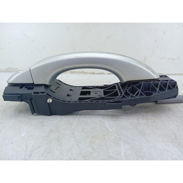 Maçaneta Exter Traseira Esquerda Amarok V6 2017 A 2021 Original