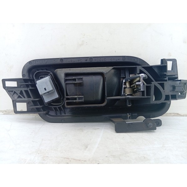 Maçaneta Interna Dir\esq Amarok V6 2017 A 2021 Aço Escovado