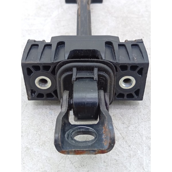 Limitador Porta Traseira Amarok V6 2017 A 2021