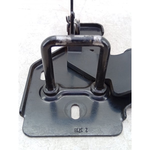 Fechadura Superior Capô Amarok 2017 2018 2019 2020 A 2021