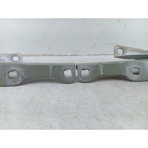 Par De Dobradiça Do Capô Amarok V6 2017 A 2021