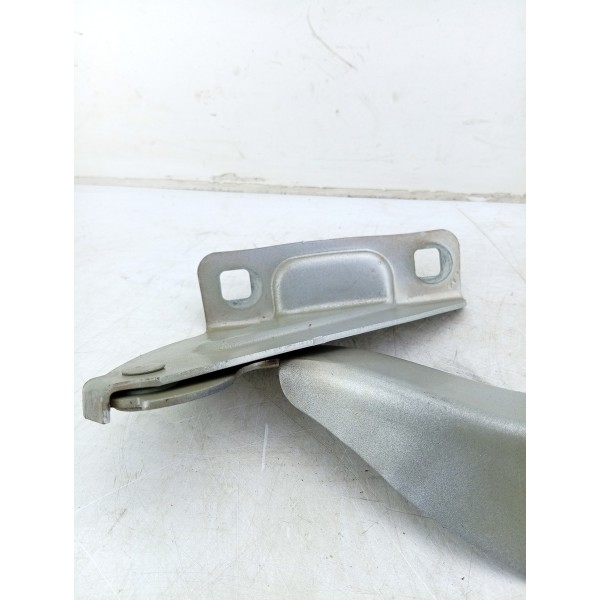 Par De Dobradiça Do Capô Amarok V6 2017 A 2021