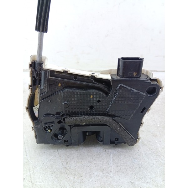 Fechadura Porta Traseira Direita Onix 20/25 26376708