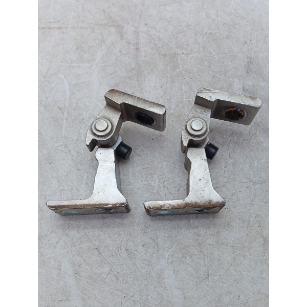 Par Dobradiça Porta Dianteira Esquerda Amarok V6 2017 A 2023