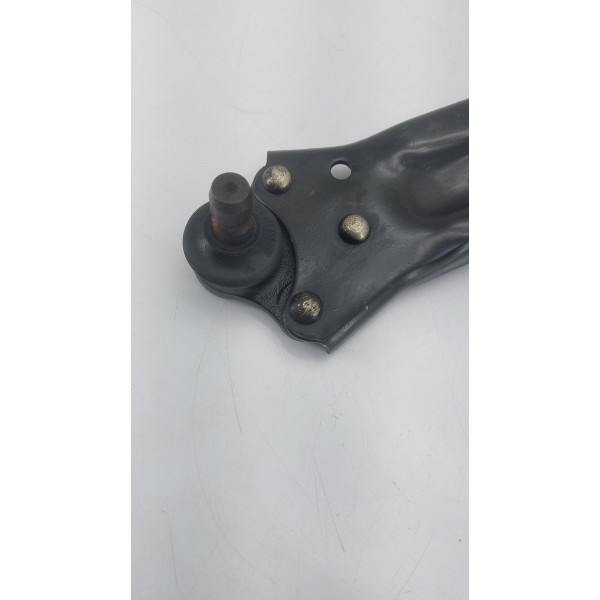 Bandeja Balança Fiat Punto Com Pivo E Bucha Lado Esquerdo