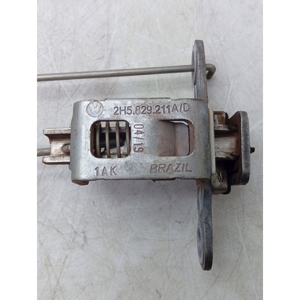 Fechadura Da Tampa Traseira Saveiro 10/13 2h5829211a