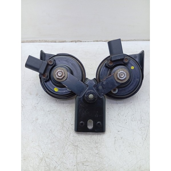 Par Buzinas Amarok V6 2010 A 2023