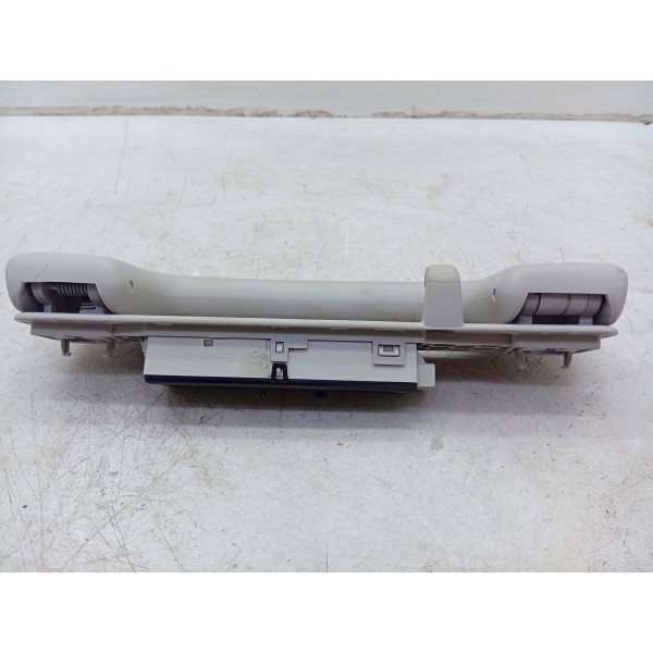 Lanterna Luz Cortesia (te) Mercedes C180 2015 A 2019