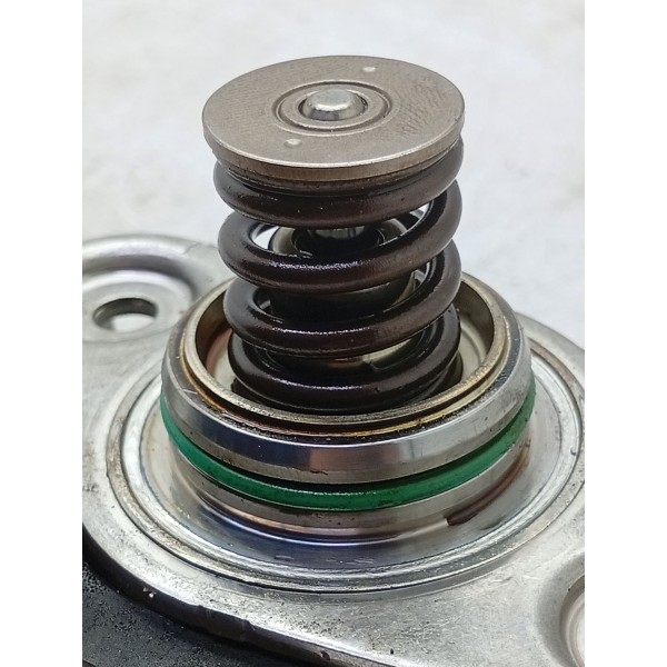 Bomba De Alta Pressão Mercedes C180/c200 1.6 2015 A 2019