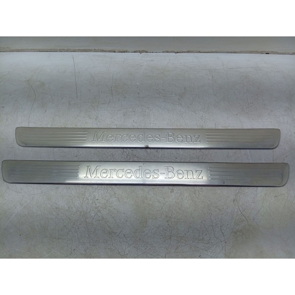 Soleira Dianteira Cromado Mercedes C180 2015 A 2019 Cromado