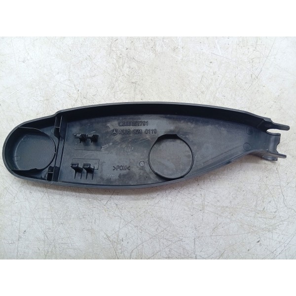 Moldura Braço Limpador Direito Mercedes C180 15/18
